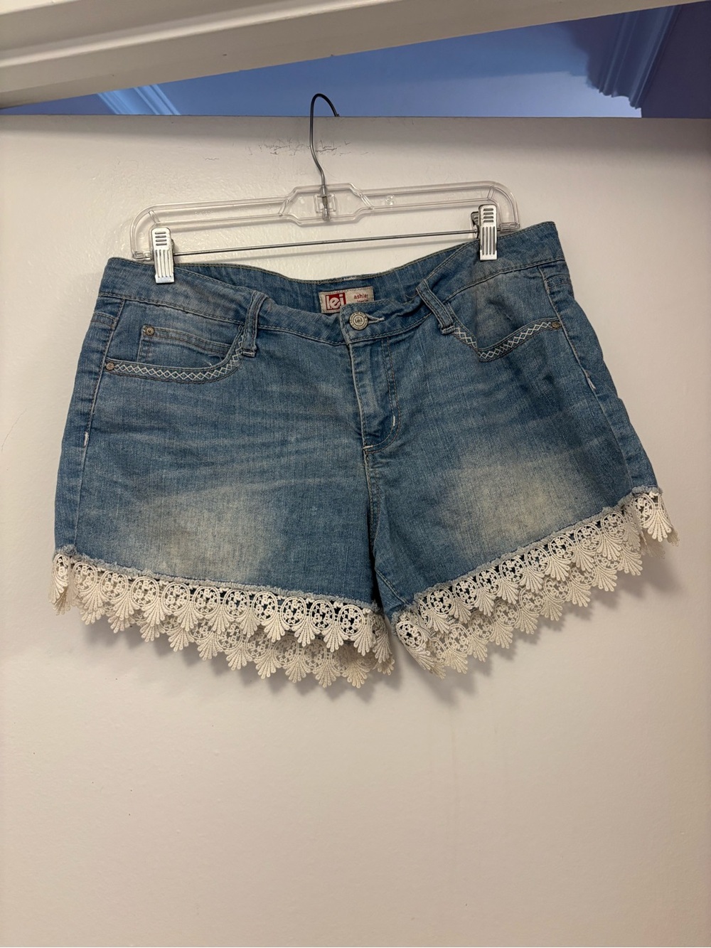 Blue Denim Crochet-Hem Womens Shorts lace Lei boho